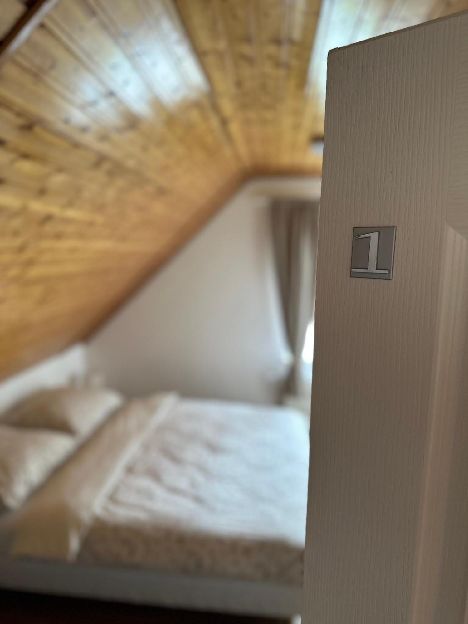 Apartman Jako U Babicky Tisá Екстериор снимка
